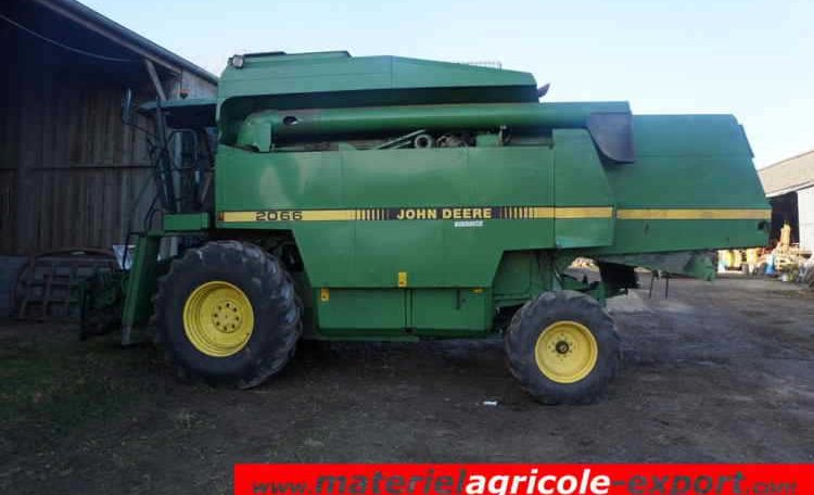 Moissonneuse JOHN DEERE 2066