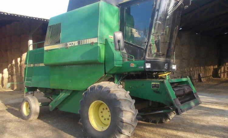 Moissonneuse batteuse John Deere 1075 à vendre Basse Normandie