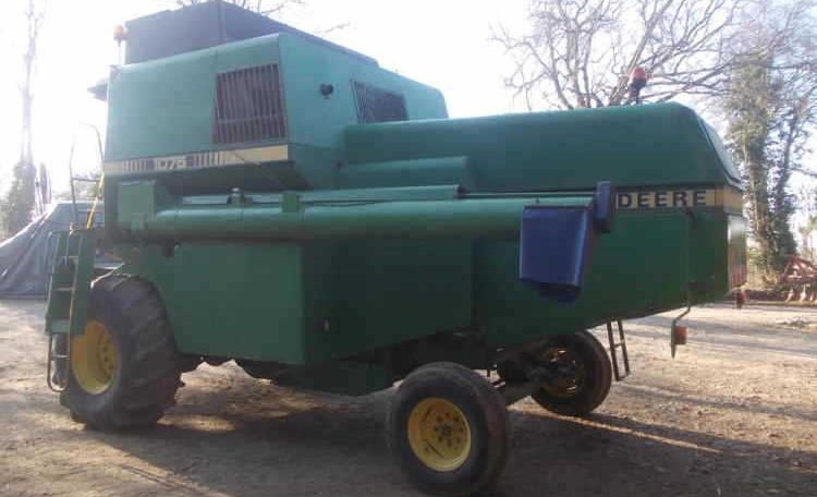 Moissonneuse John Deere d'occasion à vendre