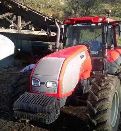 Tracteur VALTRA T120