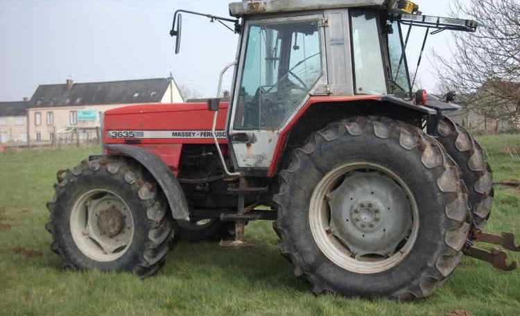 Tracteur MASSEY FERGUSON 3635