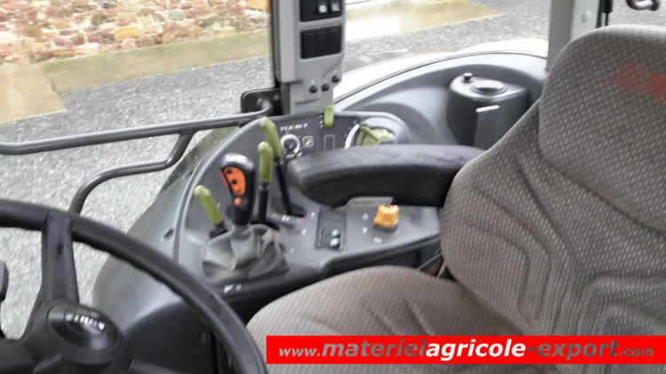 Tracteur agricole Claas Ares d'occasion à vendre