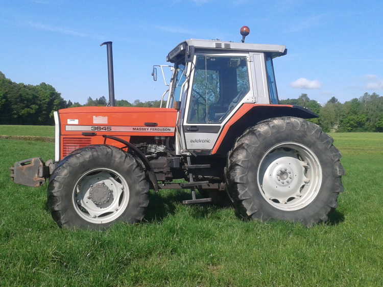 MASSEY FERGUSON 3645, tracteur agricole d’occasion, 145 cv, 6900 heures…