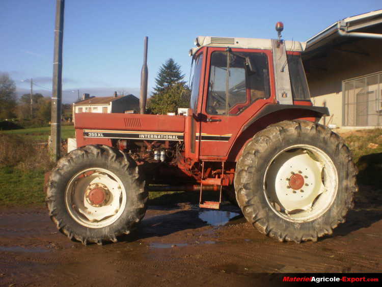 VENDU * CASE IH 955XL, tracteur agricole d’occasion, région Auvergne VENDU * CASE IH 955XL, tracteur agricole d’occasion, région Auvergne