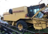 Moissonneuse batteuse New Holland Tx32 à vendre Poitou Charentes