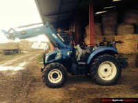 NEW HOLLAND TD5.75 + chargeur