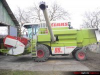 CLAAS DOMINATOR 88 d'occasion Hautes-Pyrénées