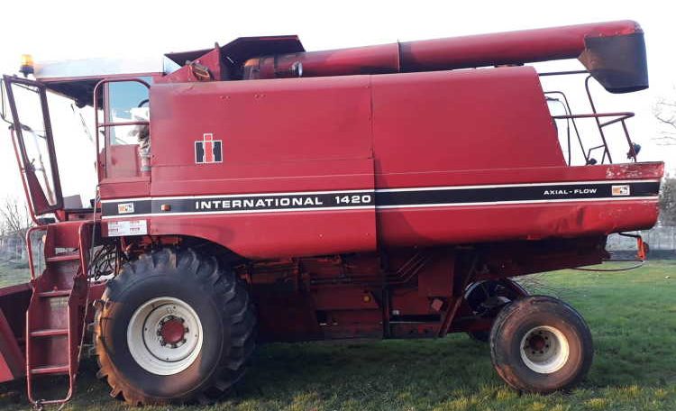 CASE IH 1420 d'occasion Pyrénées-Atlantiques