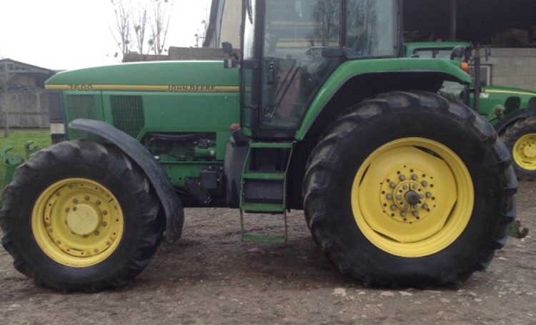 John Deere 7600 d'occasion Calvados