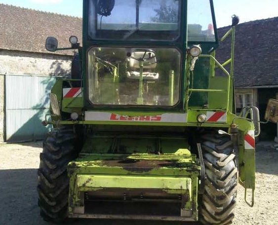 CLAAS DOMINATOR 100 Pays de la Loire