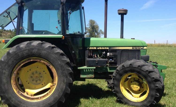 JOHN DEERE 2850 occasion Puy-de-Dôme