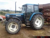 NEW HOLLAND 7840 d'occasion Loire