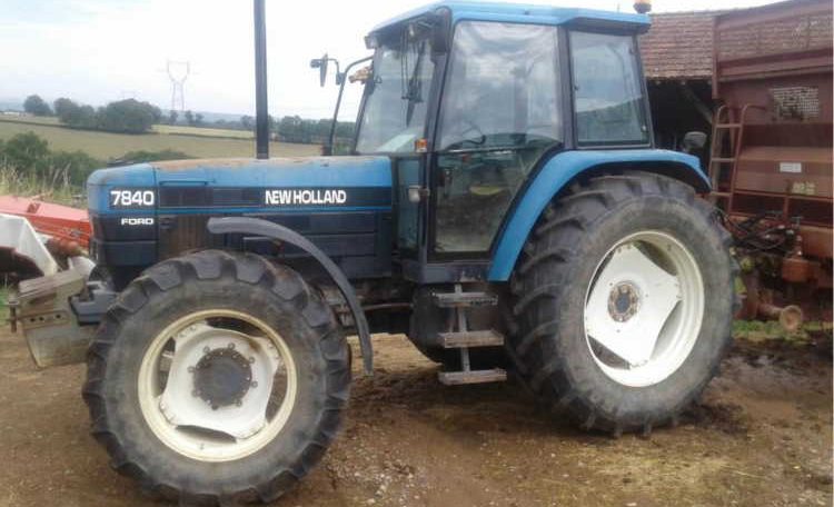 NEW HOLLAND 7840 d'occasion Loire