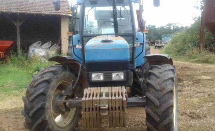 Tracteur agricole NEW HOLLAND 7840 à vendre Rhône Alpes