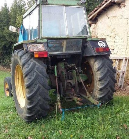 John Deere 3130 d'occasion dans le Tarn