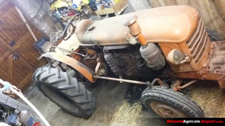 Renault D35, tracteur agricole d'occasion dans le Tarn