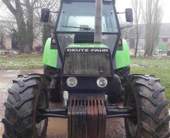 Tracteur à vendre dans la Nièvre