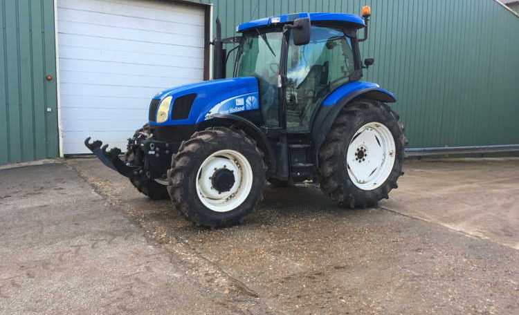 New Holland TS 100A, tracteur d'occasion en Seine Maritime