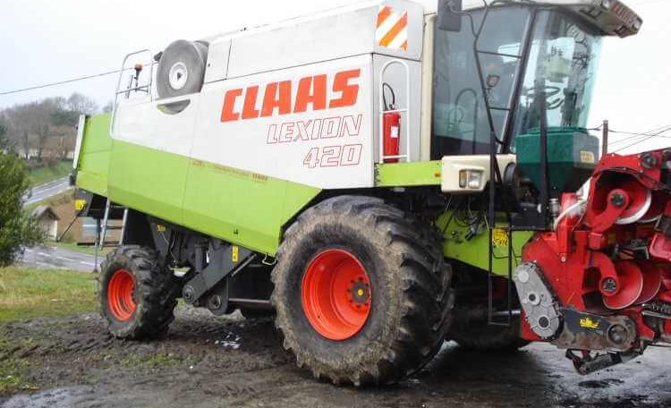 Claas Lexion 420 d'occasion dans les Pyrénées Atlantiques