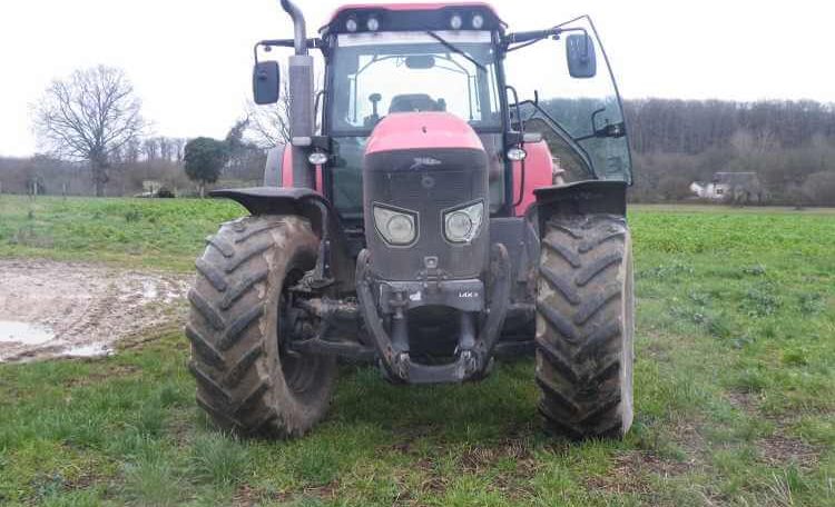 Tracteur agricole à vendre dans la Sarthe