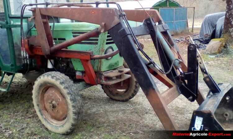 Tracteur agricole avec chargeur à vendre en Aquitaine