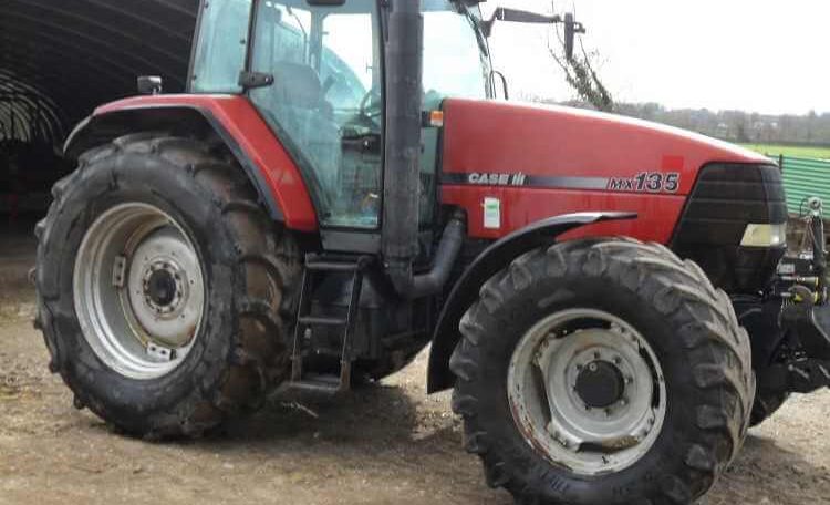 Case Ih Mx 135, tracteur d'occasion à vendre.