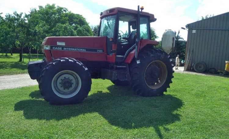 Case Ih Magnum 7120 tracteur d'occasion en Haute Marne